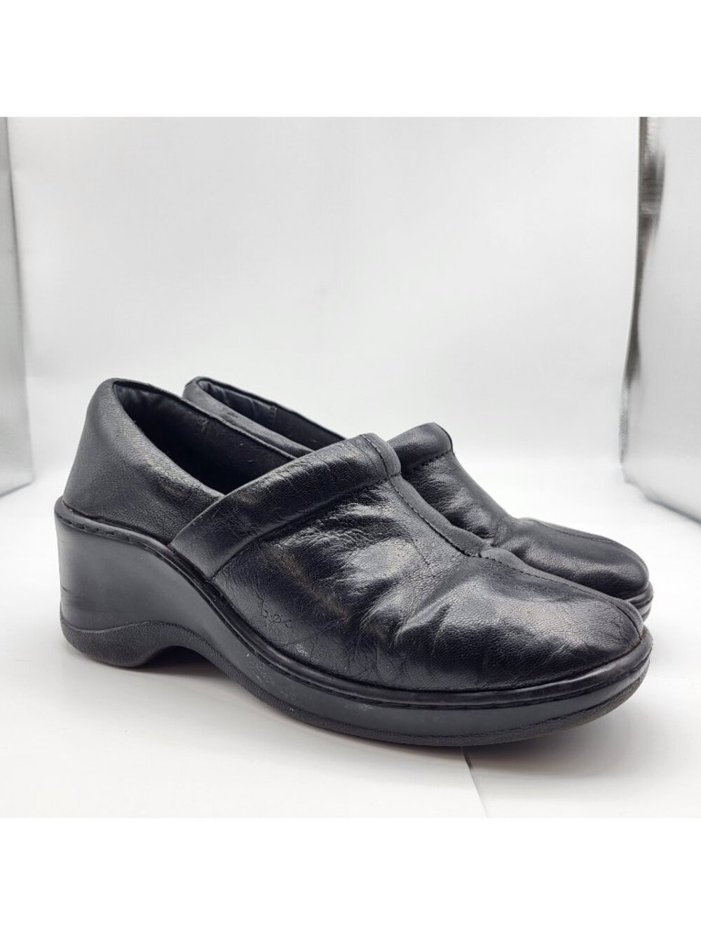 BOC Born SZ 9 Black leather platform wedge slip on walking shoes Moto Career